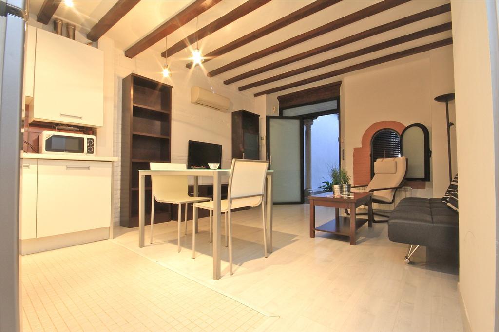 Apartamentos Inside Alhacaba غرناطة المظهر الخارجي الصورة