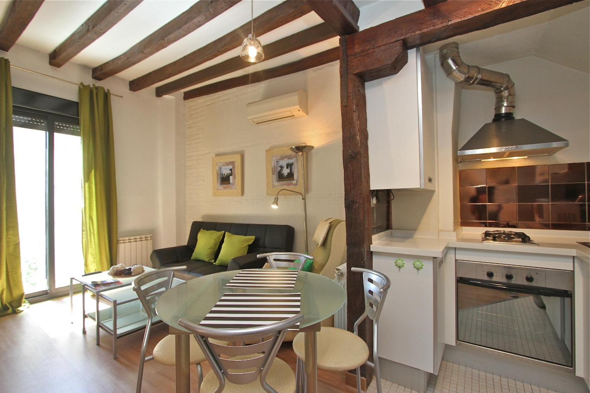 Apartamentos Inside Alhacaba غرناطة الغرفة الصورة