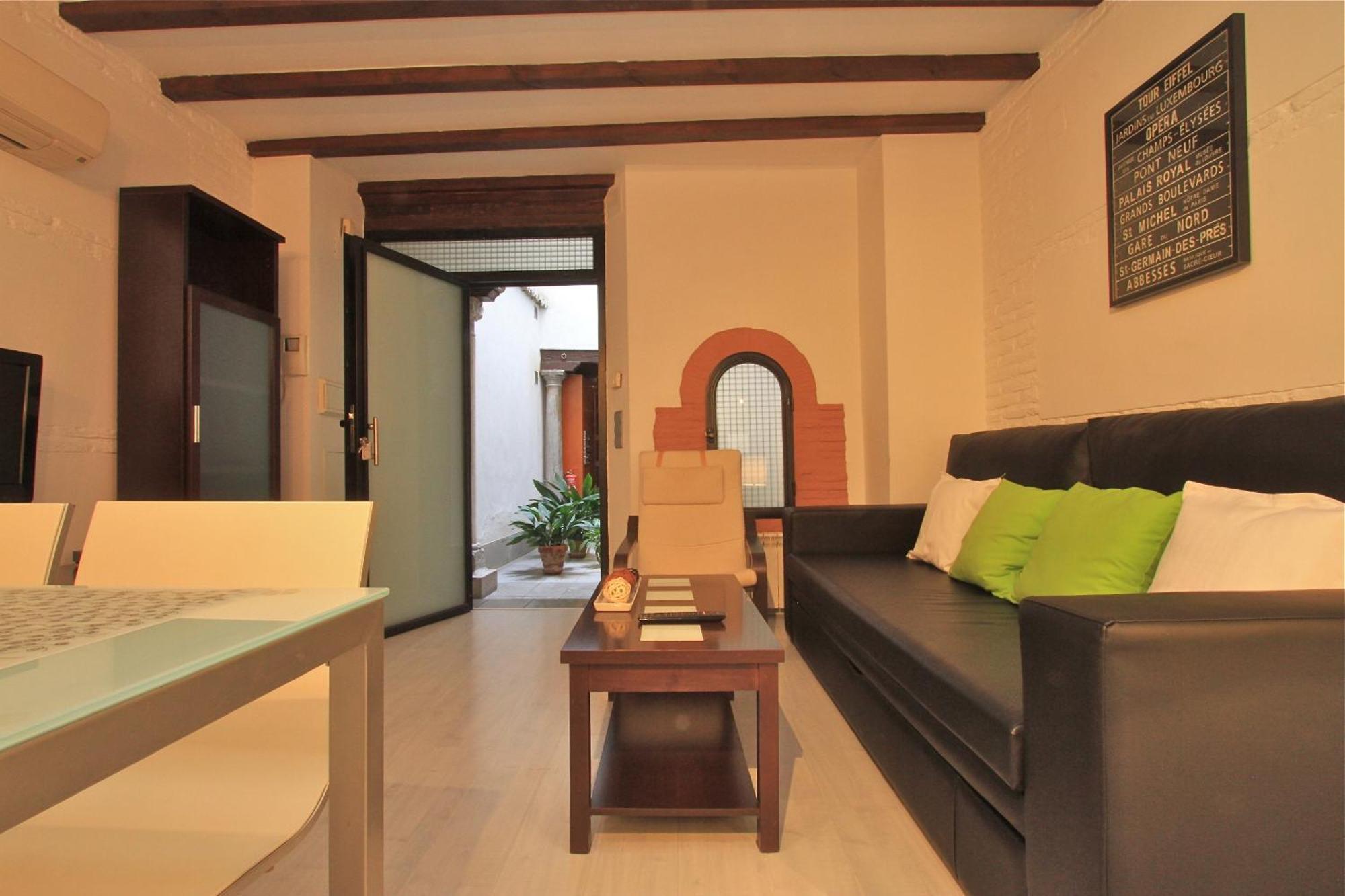 Apartamentos Inside Alhacaba غرناطة الغرفة الصورة