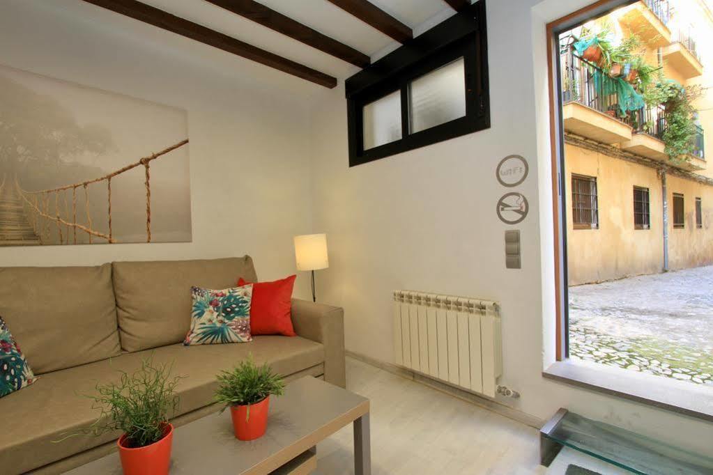 Apartamentos Inside Alhacaba غرناطة المظهر الخارجي الصورة